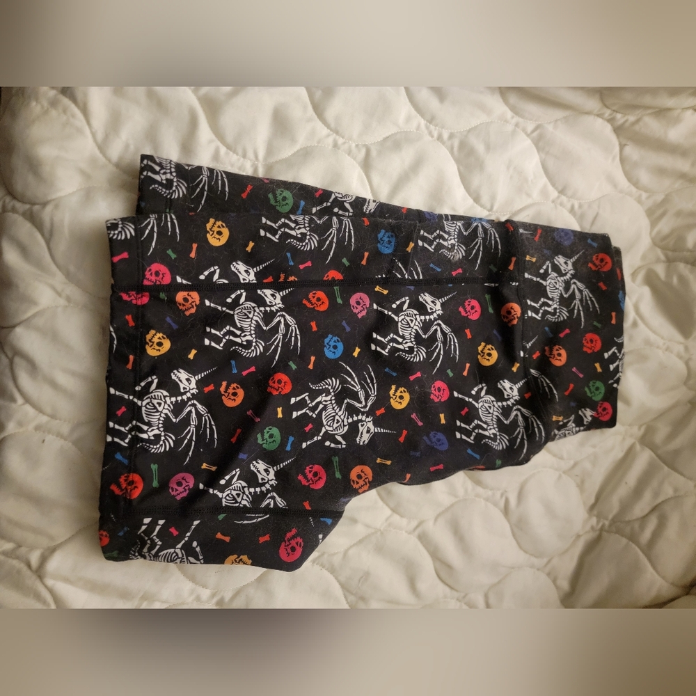 CVG 7in Unicorn Skull shorts